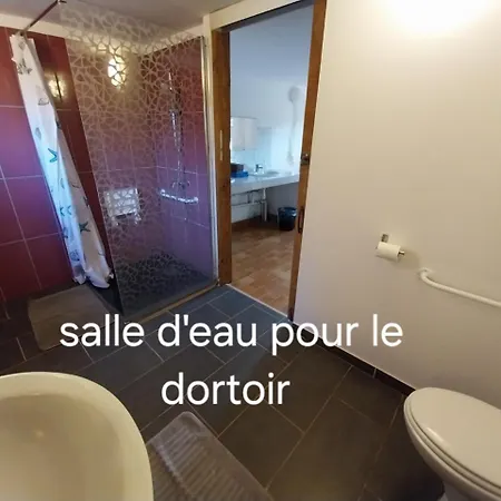 Domaine Privatif 32c Avec Tres Grande Salle - Escale De La Jurade *