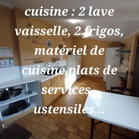 Domaine Privatif 32c Avec Tres Grande Salle - Escale De La Jurade Сasa de vacaciones Rogues