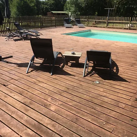 Сasa de vacaciones Domaine Privatif 32c Avec Tres Grande Salle - Escale De La Jurade *