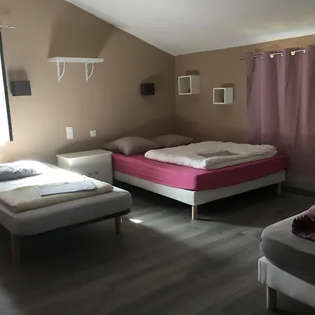 Сasa de vacaciones Domaine Privatif 32c Avec Tres Grande Salle - Escale De La Jurade
