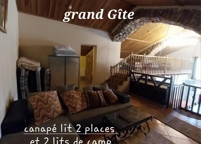 Escale De La Jurade 度假居 *