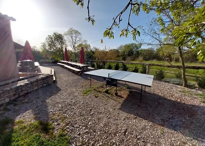 Escale De La Jurade * Rogues