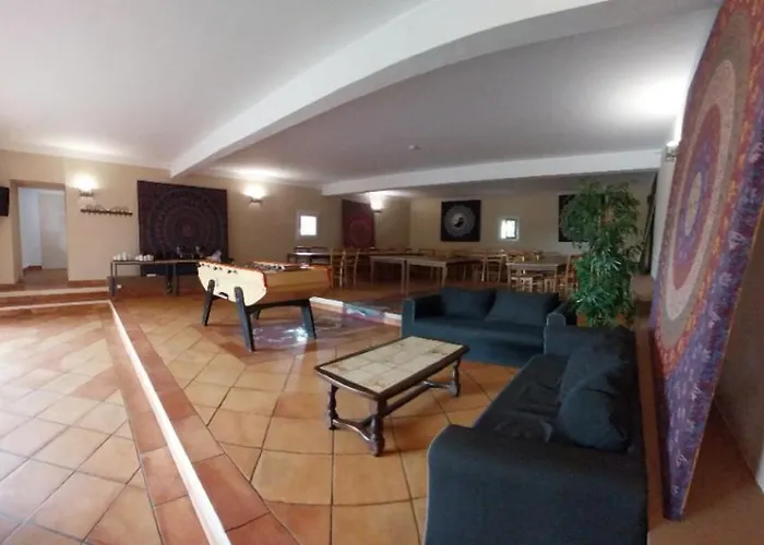 Escale De La Jurade Rogues