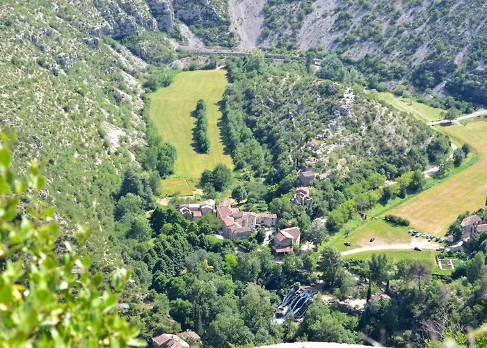 Escale De La Jurade * Rogues