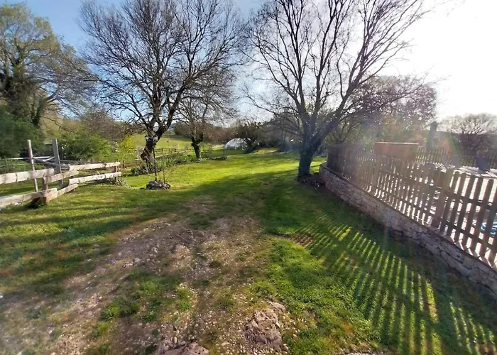 Escale De La Jurade 度假居