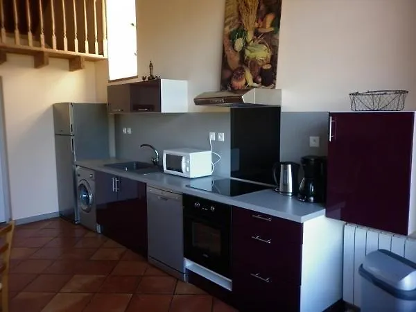 Escale De La Jurade 度假居 *